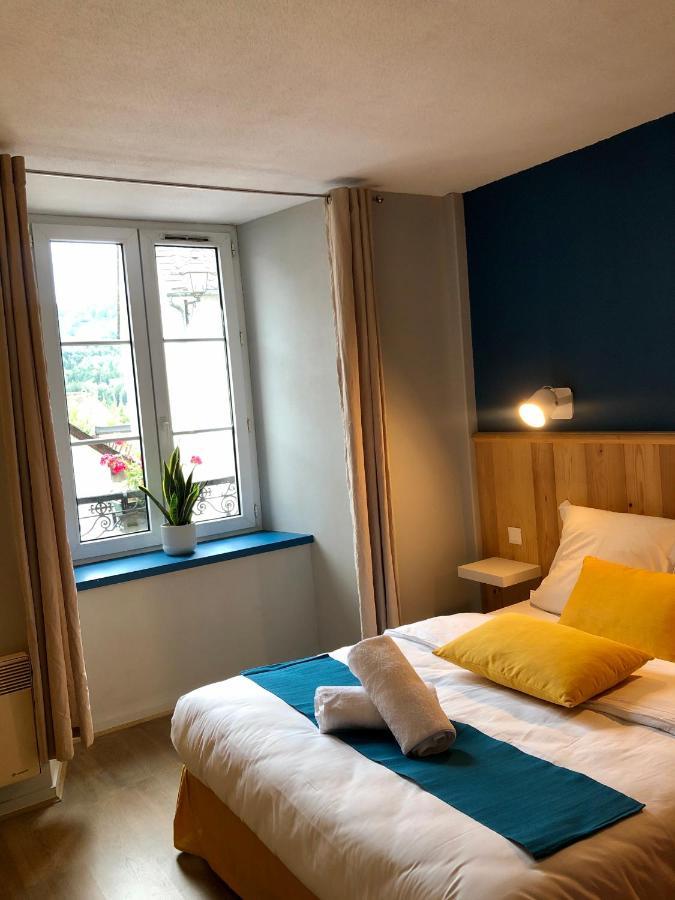 Auberge Des Trois Rivieres Condat  ภายนอก รูปภาพ