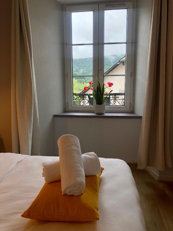 Auberge Des Trois Rivieres Condat  ภายนอก รูปภาพ